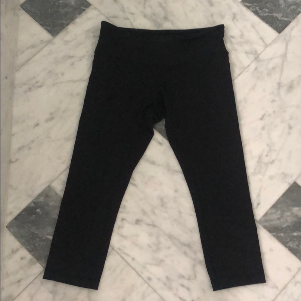 Cropped Lululemon leggings: size 8